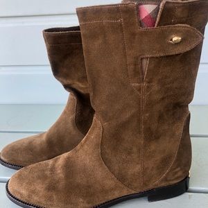 Burberry boots